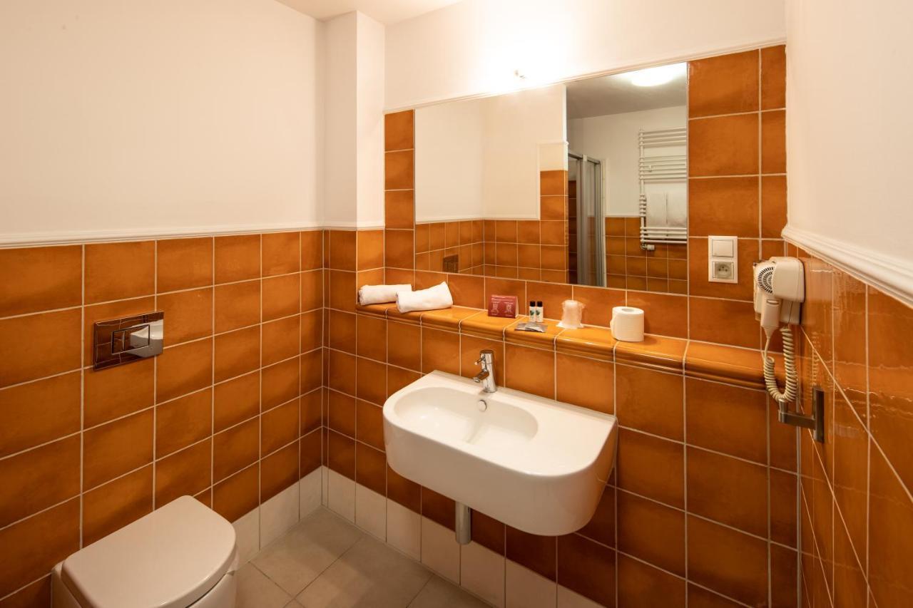 Hotel Sloneczny Mlyn บิดกอชซ์ ภายนอก รูปภาพ
