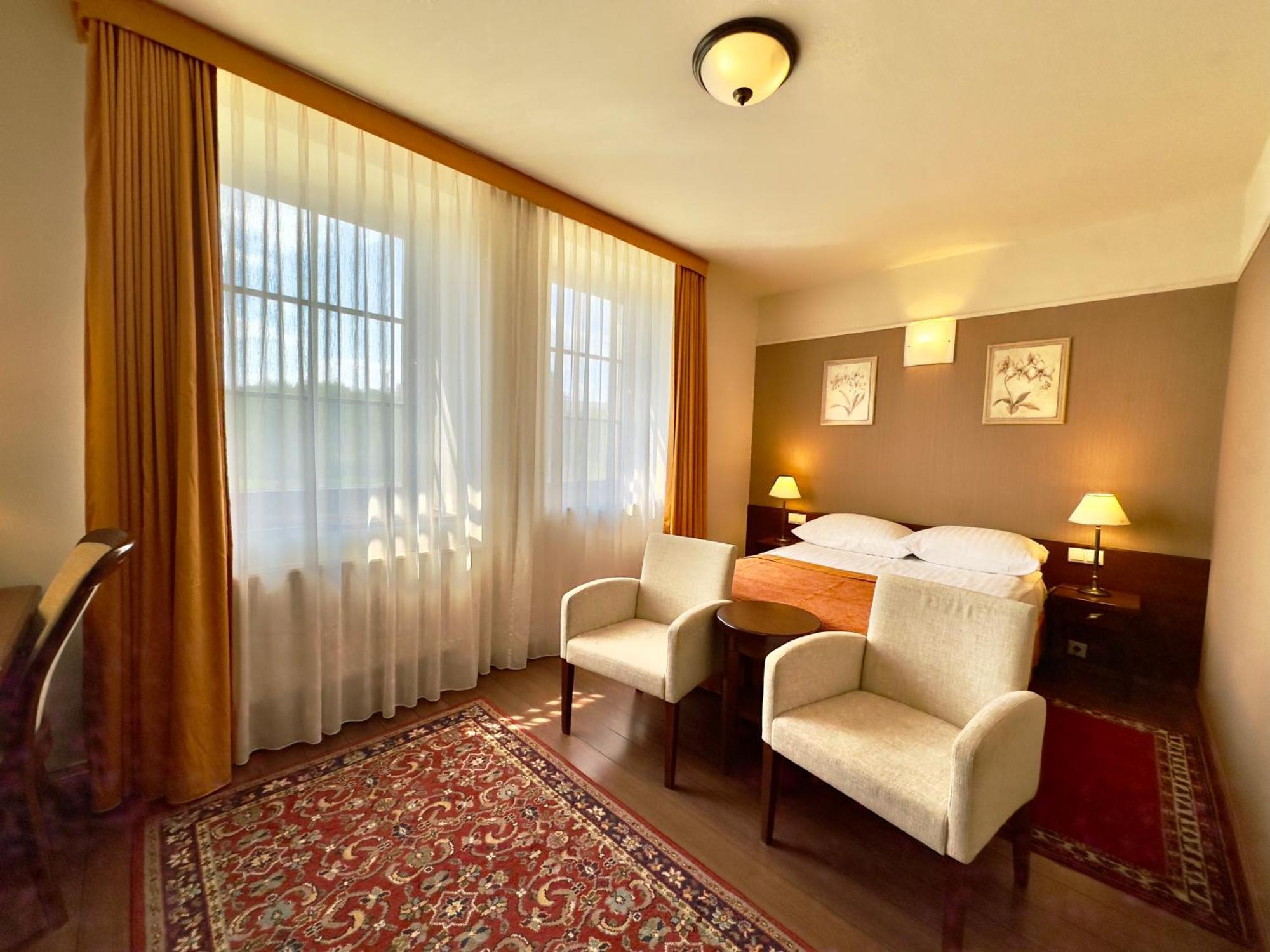 Hotel Sloneczny Mlyn บิดกอชซ์ ภายนอก รูปภาพ