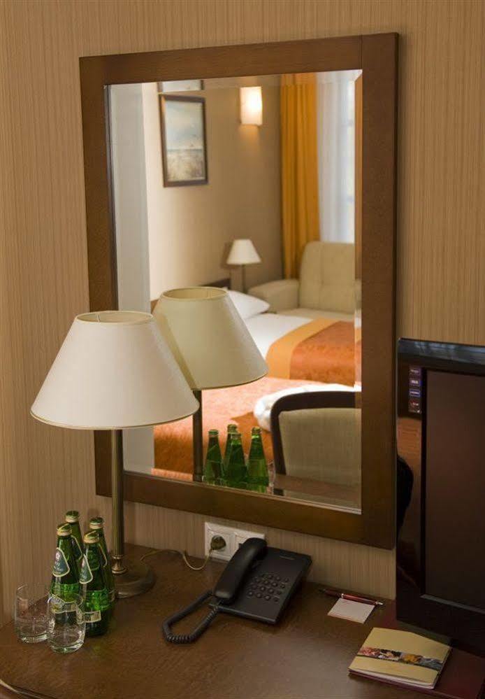 Hotel Sloneczny Mlyn บิดกอชซ์ ภายนอก รูปภาพ